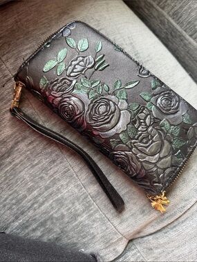 Black Floral Embossed Leather Wristlet Wallet - Women